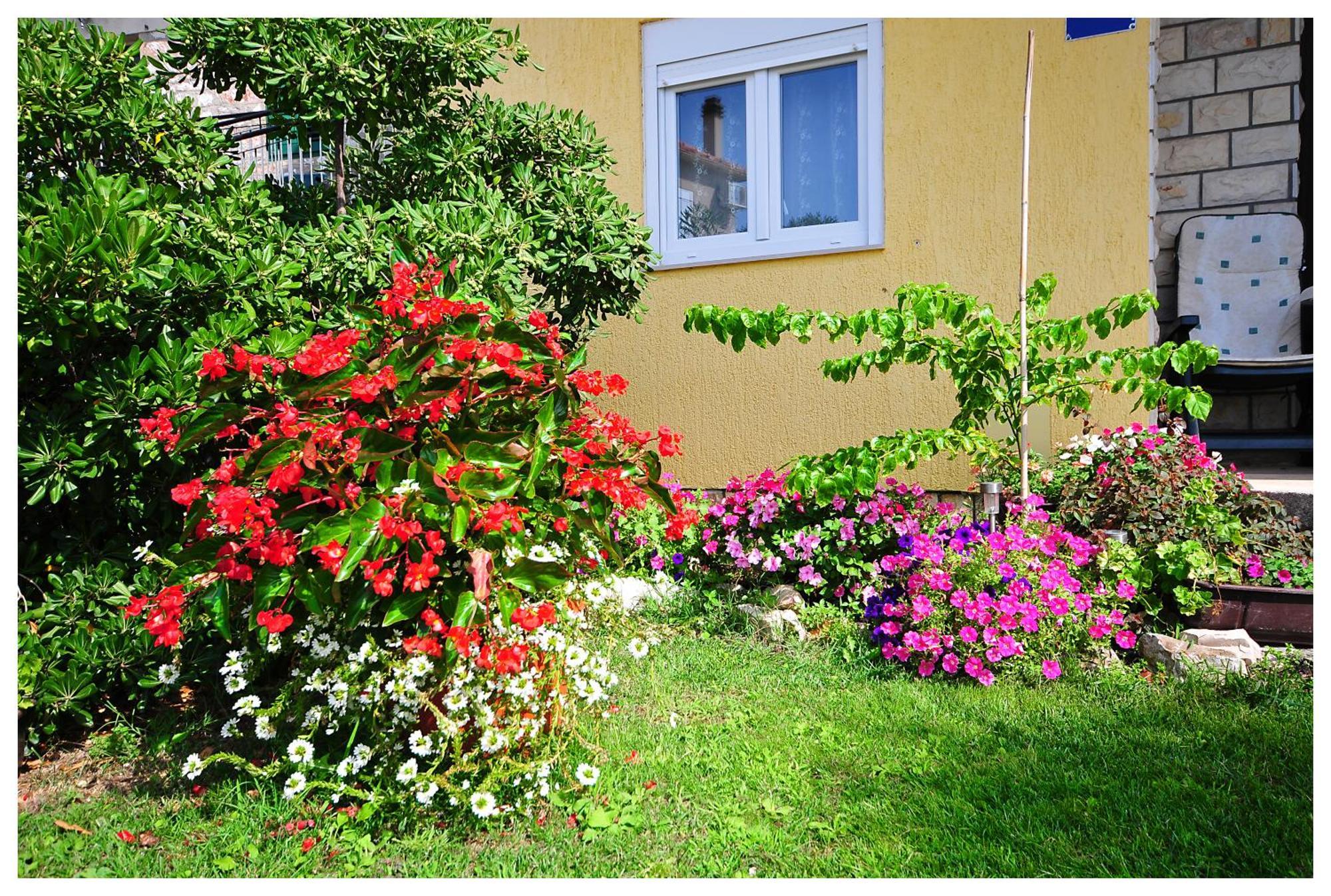Apartments Renjak Sukošan Exterior foto